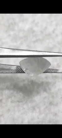 Natural White sapphire 6.79 Carat (Sri Lanka Origin)