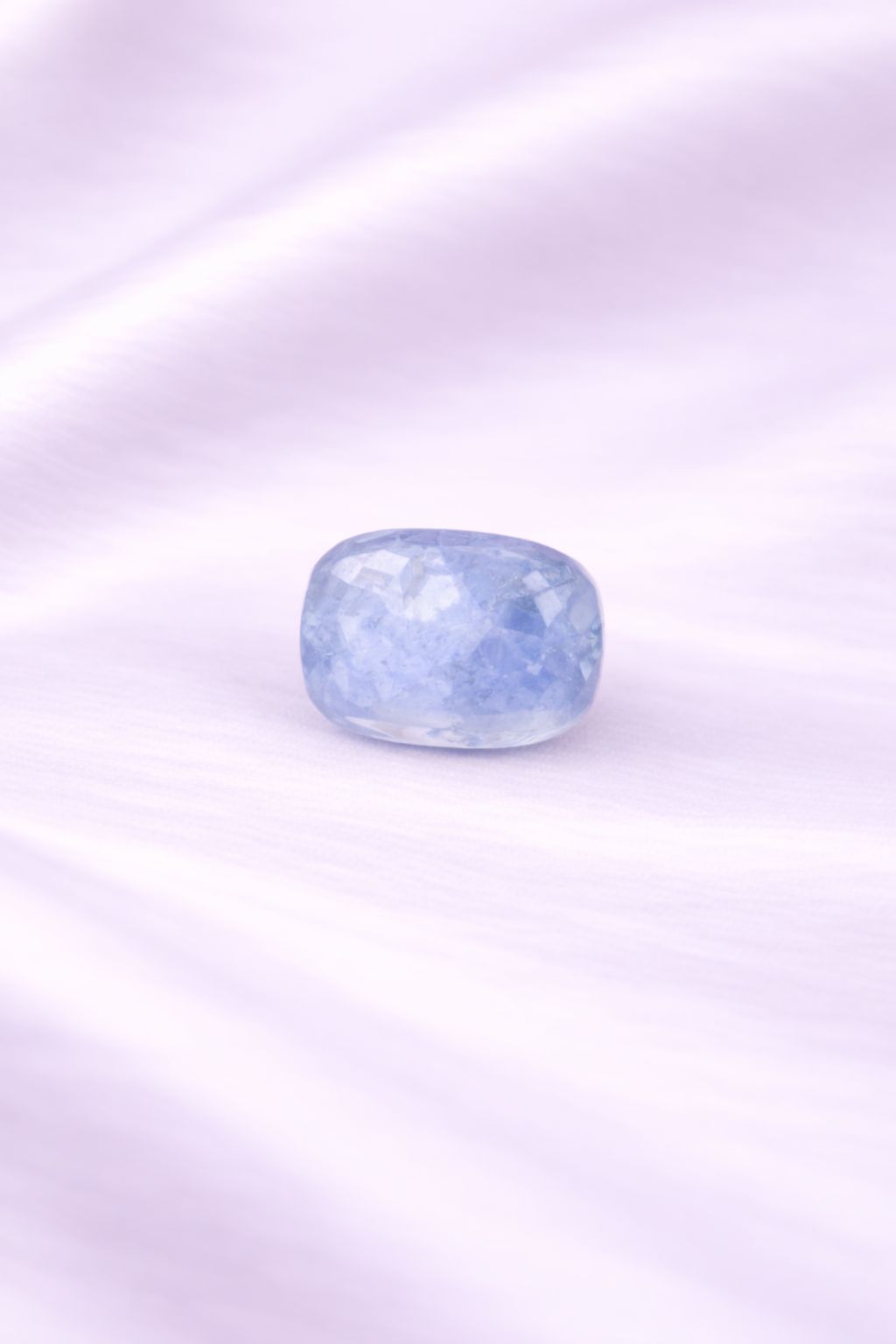 Natural blue sapphire 7.35 Carat  ( Sri Lanka Origin )