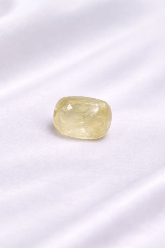 yellow sapphire 7.80 Carat