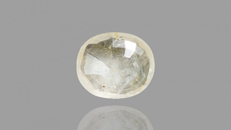 Natural yellow sapphire ( pukhraj)  5.65 Carat Sri Lanka Origin
