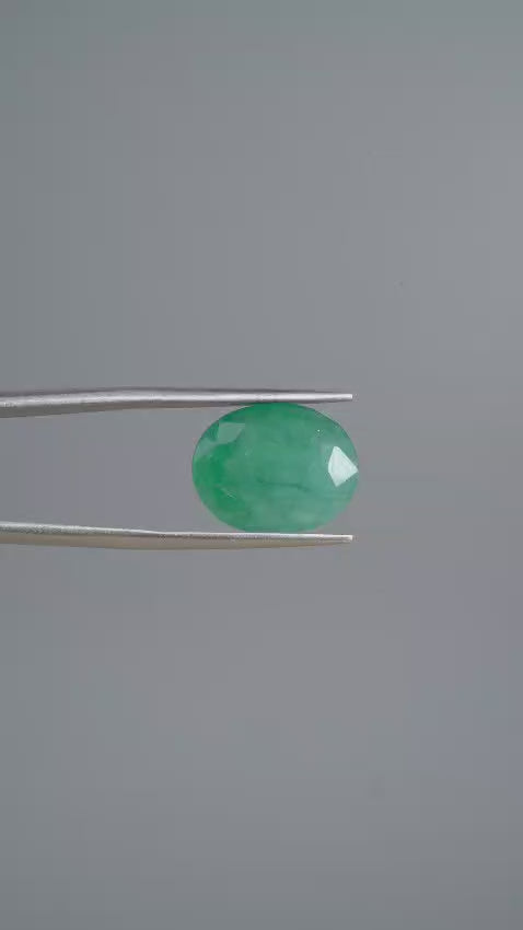 Natural Zambian Emerald ( Panna ) 5.59 Carats